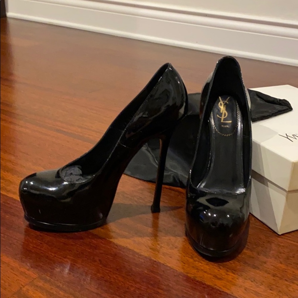 Saint Laurent Tribtoo 105 pump authentic